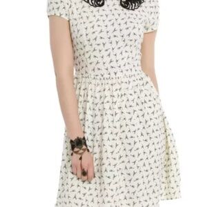 Penny Dredful White Midi Dress with Black Scorpion Details Black Lace Collar New